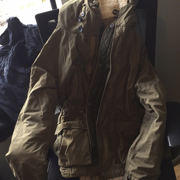 Aritzia TNA Coat - Picture 4 of 5